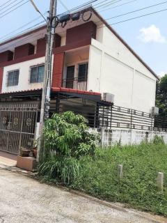 ขาย ทาวน์โฮม บ้าน พระปิ่น 3 บางใหญ่ นนทบุรี ขนาด 102 ตรม. 30 ตร.วา ลดราคาถูกมาก 2,738,300​ บาท-202507241903181753358598344.jpg