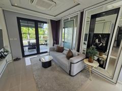 RM490 ให้เช่าบ้าน Grande Pleno สุขุมวิท บางนา เฟอร์ครบ ตกแต่ง Classic Luxury ใกล้ Clubhouse