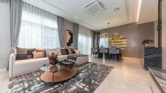 RM492 ให้เช่าบ้านตัวอย่าง มัณฑนา บางนา-วงแหวน สวยพร้อมอยู่