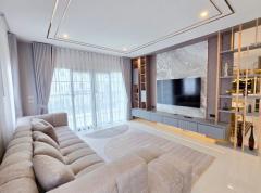 RM493 ให้เช่า CENTRO BANGNA เซนโทร บางนา ไซร์ใหญ่สุดในโครงการ ราคาพิเศษ ตกแต่งสวยงามพร้อมอยู่