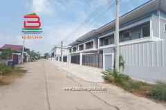 ทาวน์เฮาส์ หมู่บ้าน กฤษดาเพลส หลังริม เนื้อที่ 34 ตรว. ถนนกาญจนาภิเษก ต.คลองห้า อ.คลองหลวง จ.ปทุมธานี-202507261018261753499906737.jpg