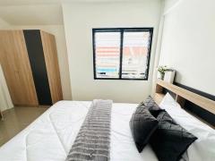 #ขายบ้านเอื้ออาทร สไตล์ทาวน์โฮม 2 ชั้น หมู่บ้านเอื้ออาทร หนองไม้แก่น พัทยา PR:yui-202507261139511753504791536.jpg