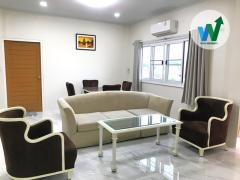 ให้เช่าบ้านตึก ชั้น 3 ยกชั้น 128 ตร.ม. ตกแต่งสวย  2 ห้องนอน 1 ห้องน้ำ 3 แอร์ พร้อมเฟอร์นิเจอร์ ใกล้โรงเรียนนานาชาติฮาโรว์-202507261806551753528015327.jpg