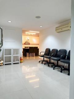 ให้เช่า อาคารสำนักงาน 2 ชั้น พื้นที่ 200 ตรม. ซ.สุขุมวิท 42