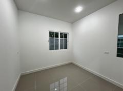 ให้เช่าบ้าน โครงการโกลเด้น นีโอ แจ้งวัฒนะ ติดถนนใหญ่ ทำเลเยี่ยม ตรงข้ามเมืองทองธานี-202507291157061753765026506.jpg