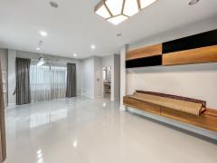 ขายบ้านเดี่ยวมือสอง โครงการ เดอะซิตี้ บางใหญ่ (The City Bangyai) เนื้อที่กว้าง 52.5 ตร.ว. พื้นที่ใช้สอย 185.92 ตร.ม. พื้นที่กว้าง พร้อมเข้าอยู่ บนทำเลเดินทางสะดวก ใกล้เซ็นทรัลเวสต์เกต และรถไฟฟ้าสายสีม่วงสถานีคลองบางไผ่ และทางด่วนศรีรัช-202507292247461753804066858.jpg