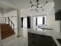 P999 ขาย ทาวน์โฮม 3 ชั้น ซอยเอกมัย 22 ปรีดีพนมยงค์ 43  เขตวัฒนา รีโนเวทใหม่ทั้งหลัง  P999-ขาย-ทาวน์โฮม-3-ชั้น-ซอยเอกมัย-22-ปรีด