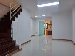 ขายบ้าน 2 ชั้น หมู่บ้านธัญพฤกษ์ รีโนเวทสวยพร้อมอยู่ ซอยผดุงพันธ์ 11 หนองจอก กรุงเทพมหานคร-202507300906041753841164661.jpg