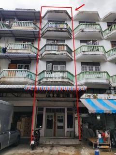ขาย อาคารพาณิชย์ 4.5 ชั้น 1 คูหา ถนนนประดิษฐ์มนูธรรม เนื้อที่ 19.10 ตร.ว. ใกล้ทางด่วน,บุญถาวร, Navavej International Hospital, The