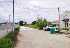เซ้งและให้เช่าพื้นที่ประกอบธุรกิจ อาคาร 1 ชั้น ซอยลาดปลาเค้า 8 ทำเลดี