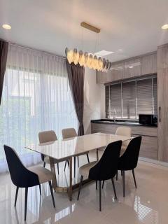 P1004 ให้เช่า บ้านเดี่ยว โครงการ บุราสิริ กรุงเทพกรีฑา Burasiri Krungthepkreetha ใกล้ นานาชาติ Brighton ซอยประชาร่วมใจ P1004-ให้เช่า-บ้านเดี่ยว-โครงการ-บุราสิ