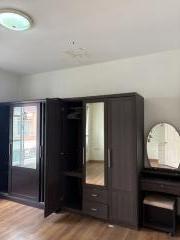 ให้เช่าทาวน์โฮม 3 ชั้น ม.บ้านกลางเมือง โยธินพัฒนา–ลาดพร้าว ใกล้เซ็นทรัลอีสต์วิลล์ เลียบด่วนรามอินทรา 00072-202507301626021753867562818.jpg