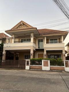 ให้เช่าบ้านเดี่ยว 2 ชั้นใกล้บึงแก่นนคร