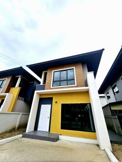  ขายบ้านแฝดสไตล์บ้านเดี่ยว ทำเลรังสิต คลอง 7 :: ม.เลอวิลล์ 41.8 ตร.ว. 3 ห้องนอน 3 ห้องน้ำ 2 ที่จอดรถ 
