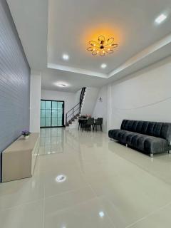 ขายทาวน์เฮ้าส์หลังมุม หมู่บ้านสวนทิพย์ 2 นครปฐม พร้อมอยู่-202507310901361753927296583.jpg