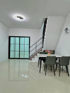 ขายทาวน์เฮ้าส์หลังมุม หมู่บ้านสวนทิพย์ 2 นครปฐม พร้อมอยู่-202507310901371753927297134.jpg