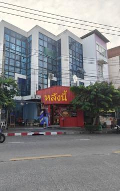 ขายตึกแถว 4 ชั้น ปากซอย ลาดพร้าววังหิน33  พร้อมผู้เช่าเดือนละ 25,000บาท