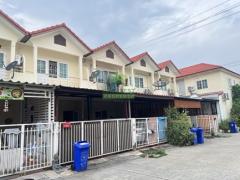 หมู่บ้านเฟื่องฟ้า17 เฟส 123 ขายด่วน ทาวน์เฮ้าส์ 2 ชั้น เนื้อที่ 16 ตร.ว ตกแต่งครบ ทำเลดี ราคาต่อรองได้