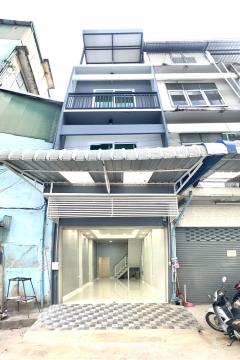 ขายตึกแถว 3 ชั้น ในซอย จรัญฯ 51 ปากซอยสถานีรถไฟฟ้าสายสีน้ำเงิน