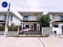 บ้านแฝด 2 ชั้น ภัทรีดา วิลล่า ปทุมธานี 2 ขนาด 37.5 ตร.ว. ซอยวัดหนองปรง (ซ.วัดไพร่ฟ้า) ตกแต่งพร้อมเข้าอยู่