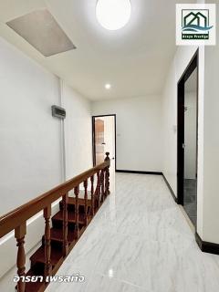 นครทอง ศรีนครินทร์ ตกแต่งพร้อมเข้าอยู่-202508021434241754120064228.jpg
