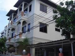 รหัสC6850 ให้เช่าบ้าน 3ชั้น ซอยพหลโยธิน19 วิภาวดีรังสิต28 เขตจตุจักร ใกล้ MRTพหลโยธิน BTSลาดพร้าว ตกแต่งพร้อมอยู่ 