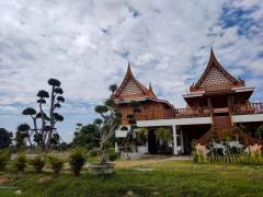 ขายบ้านพักตากอากาศกาญจนบุรี 5 ไร่ เลาขวัญ วิวเขา บรรยากาศสงบ บ้านไม้สักกึ่งปูน พร้อมเข้าอยู่-202508041337441754289464100.jpg