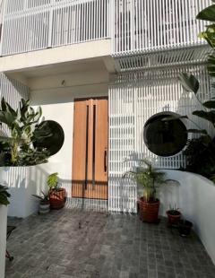 LV53216 ให้เช่า Townhome ใกล้ BTS ช่องนนทรี วัสดุคุณภาพสูงจากญี่ปุ่นและยุโรป เป็นมิตรกับแมว เหมาะสำหรับคู่รักหรือครอบครัว 3 คน