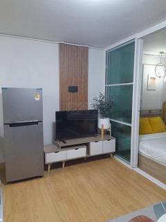 P1043 ให้เช่า คอนโด ซิตี้ วิลล่า City Villa ลาดพร้าว 130 ตึก E2 ชั้น 9 วิวสระว่ายน้ำ ใกล้ MRT ลาดพร้าว 101 ห้องสวย P1043-ให้เช่า-คอนโด-ซิตี้-วิลล่า-City-Villa-ลาด