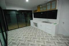 P1051 ให้เช่าหมู่บ้าน โชคชัย 4 ซอย 56 ต.รวมโชค ลาดพร้าว ลาดพร้าววังหิน ใกล้MRTโชคชัย 4 เลียบด่วน  P1051-ให้เช่าหมู่บ้าน-โชคชัย-4-ซอย-56-ต.รวม