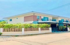 บ้านเดี่ยวให้เช่า มณีรินทร์ วิลเลจ บางพระ หัวมุม 70 ตร.วา ใกล้มหาลัยราชมงคล TP-H1547