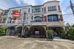 ทาวน์โฮม บ้านกลางเมือง โชคชัย 4 เนื้อที่ 22.6 ตร.ว (โชคชัย 4 ซอย 20) ใกล้สถานีตำรวจโชคชัย 4 แขวงลาดพร้าว เขตลาดพร้าว กรุงเทพมหานคร