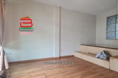 ทาวน์โฮม บ้านกลางเมือง โชคชัย 4 เนื้อที่ 22.6 ตร.ว (โชคชัย 4 ซอย 20) ใกล้สถานีตำรวจโชคชัย 4 แขวงลาดพร้าว เขตลาดพร้าว กรุงเทพมหานคร-202508071550061754556606096.jpg