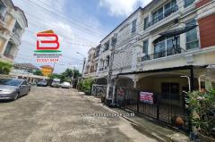 ทาวน์โฮม บ้านกลางเมือง โชคชัย 4 เนื้อที่ 22.6 ตร.ว (โชคชัย 4 ซอย 20) ใกล้สถานีตำรวจโชคชัย 4 แขวงลาดพร้าว เขตลาดพร้าว กรุงเทพมหานคร-202508071550091754556609541.jpg