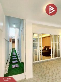 ขายทาวน์เฮ้าส์ หมู่บ้านฉัตรหลวง มีนบุรี กรุงเทพมหานคร-202508081614541754644494875.jpg