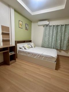 ให้เช่าบ้านทาวน์เฮาส์ 2ชั้น หมู่บ้านมั่นคง ซอยแหลมฉบังทาวเวอร์ ทำเลดี เดินทางสะดวก-202508081700181754647218932.jpg