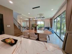 RM528  ขายหรือให้เช่า หมู่บ้านมัณฑนา กม.15 โครงการติดถนนใหญ่ บ้านที่ติดสโมสร ตกแต่งทั้งหลัง แต่งสวยจริง-202508081933471754656427008.jpg