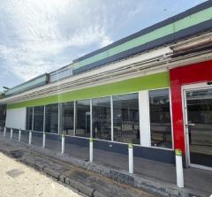 ให้เช่าอาคารขนาด800 ตรม. พร้อมที่ดินขนาด200ตรว ห้องมุมติดถนนสตรีวิทยา 2 ข้าง ซอยโชคชัย4 ลาดพร้าว .มีที่จอดรถหน้าอาคาร