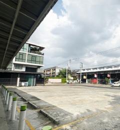 ให้เช่าอาคารขนาด800 ตรม. พร้อมที่ดินขนาด200ตรว ห้องมุมติดถนนสตรีวิทยา 2 ข้าง ซอยโชคชัย4 ลาดพร้าว .มีที่จอดรถหน้าอาคาร-202508091509221754726962312.jpg