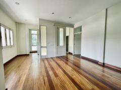 ขายถูก บ้านเดี่ยว-โฮมออฟฟิศ ซอยสุขุมวิท 50 ขนาด 58 ตร.ว. ใกล้ BTS อ่อนนุช *ขายพร้อมผู้เช่า*   ⭐️พร้อมรับค่าเช่าระยะยาว⭐️-202508091554451754729685236.jpg