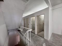 ให้เช่าอาคาร 2 ห้อง 3 ชั้นครึ่ง + ดาดฟ้า ทำเลทอง ลาดพร้าว 71 (ตรงข้ามตลาดนัด ใกล้ป้ายรถเมล์) (N.1723)-202508110935451754879745066.jpg