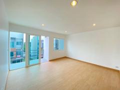 ขายทาวน์โฮม 3 ชั้น หมู่บ้านกรีนิช รามอินทรา เนื้อที่ 21.8 ตารางวา  ถนนรามอินทรา แขวงคันนายาว เขตคันนายาว กรุงเทพฯ-202508111602101754902930734.jpg