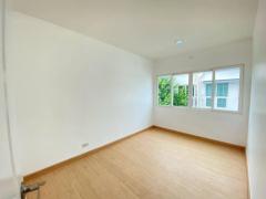 ขายทาวน์โฮม 3 ชั้น หมู่บ้านกรีนิช รามอินทรา เนื้อที่ 21.8 ตารางวา  ถนนรามอินทรา แขวงคันนายาว เขตคันนายาว กรุงเทพฯ-202508111602351754902955576.jpg