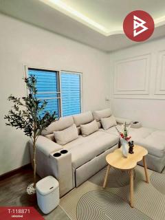 ขายทาวน์เฮ้าส์ หมู่บ้านฉัตรหลวง มีนบุรี กรุงเทพมหานคร-202508130950201755053420202.jpg