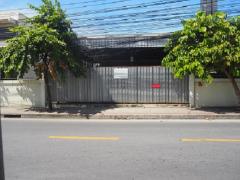 ให้เช่าที่ดินทรงสี่เหลี่ยมผืนผ้าเนื้อที่ประมาณ53ตร.วา ทำเลทอง ใกล้โรงงานไทยวาโก้ มีโครงสังกะสีเป็นโรงเรือนพร้อมประตูสังกะสี พื้นโบกปูนเรียบ-202508131047361755056856419.jpg