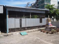 ให้เช่าที่ดินทรงสี่เหลี่ยมผืนผ้าเนื้อที่ประมาณ53ตร.วา ทำเลทอง ใกล้โรงงานไทยวาโก้ มีโครงสังกะสีเป็นโรงเรือนพร้อมประตูสังกะสี พื้นโบกปูนเรียบ-202508131047531755056873684.jpg