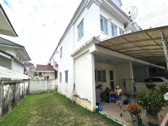 ขายบ้านแฝด 2 ชั้นหลังมุม 40 ตรว. หมู่บ้าน ดิ เอ็กซ์คลูซีฟ The Exclusive นวลจันทร์ 56 ทำเลดี เดินทางสะดวก ใกล้ทางด่วน  ขายบ้านแฝด-2-ชั้นหลังมุม-40-ตรว.-หมู่บ้