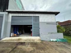 F185 ให้เช่าโกดังพร้อมออฟฟิศ ทำเลดีใกล้เมืองพัทยา ขนาด 147 ตรม.