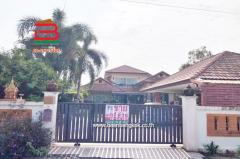 บ้านเดี่ยว หมู่บ้าน เดอะลัคโฮม เนื้อที่ 219.8 ตรว. ถนนเลี่ยงเมืองลำพูน อ.เมือง จ.ลำพูน