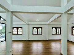 ให้เช่าโฮมออฟฟิศ กลางซอยโชคชัย 4 บ้านสวยรีโนเวทใหม่ (N.1820)-202508140914361755137676910.jpg